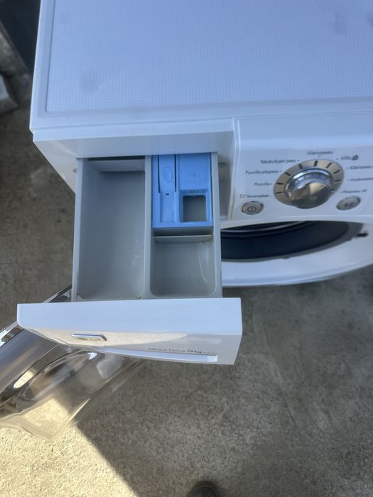 Пралка пральна машина LG 9кг Model F1403FD