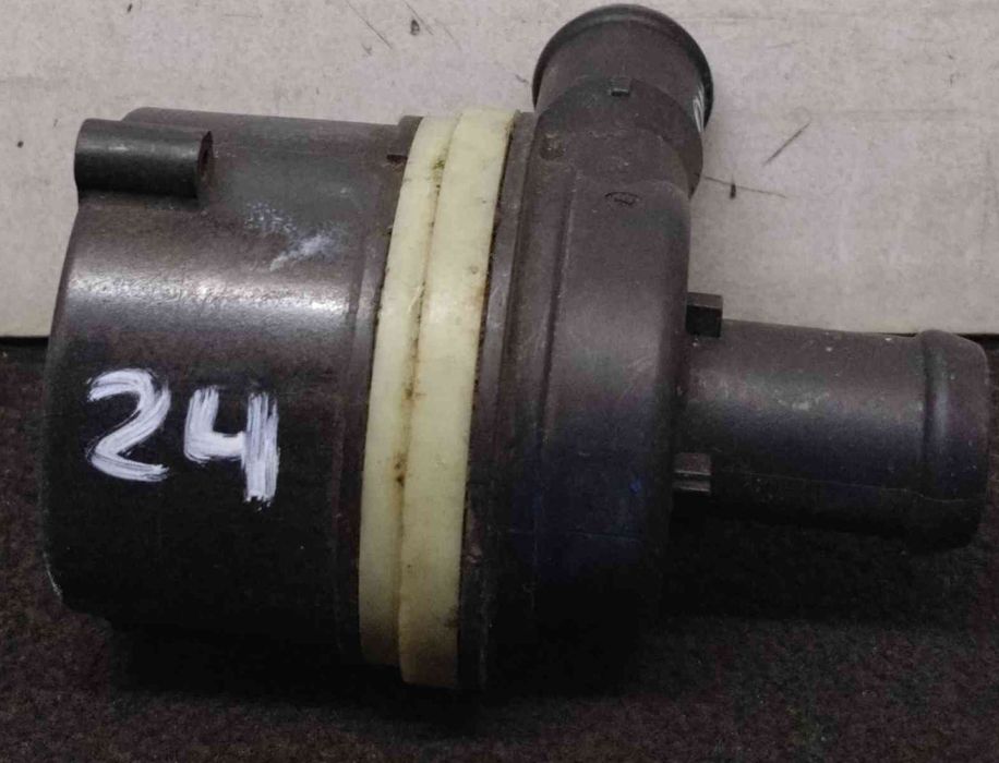 Bomba Água Adicional 6R0965561A - VW POLO V