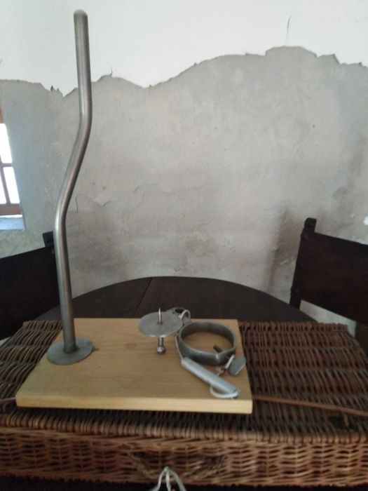 Ham Stand440515901816852481