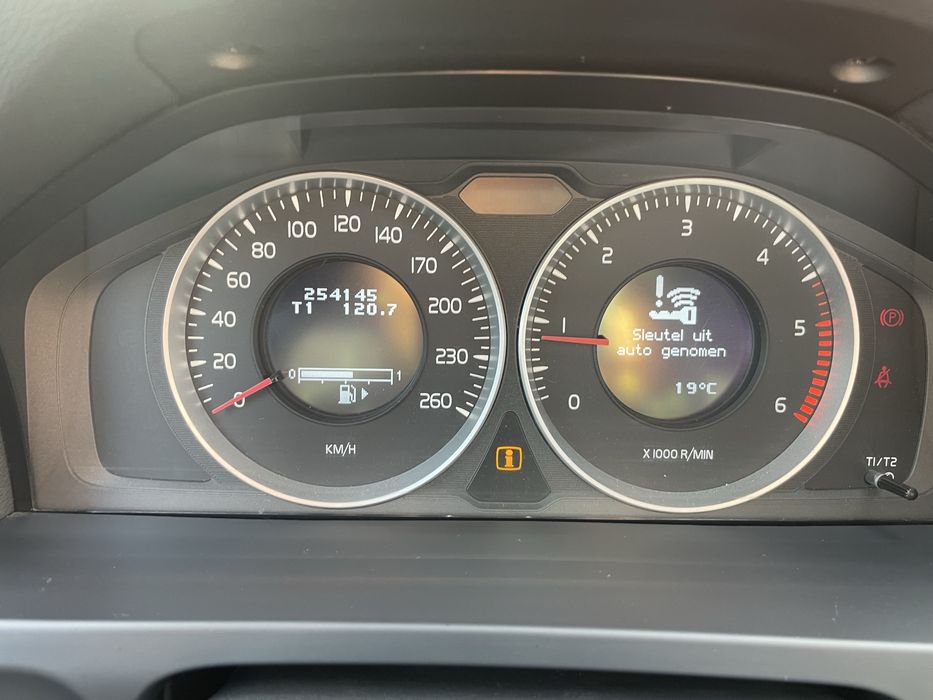 Продам Volvo v60