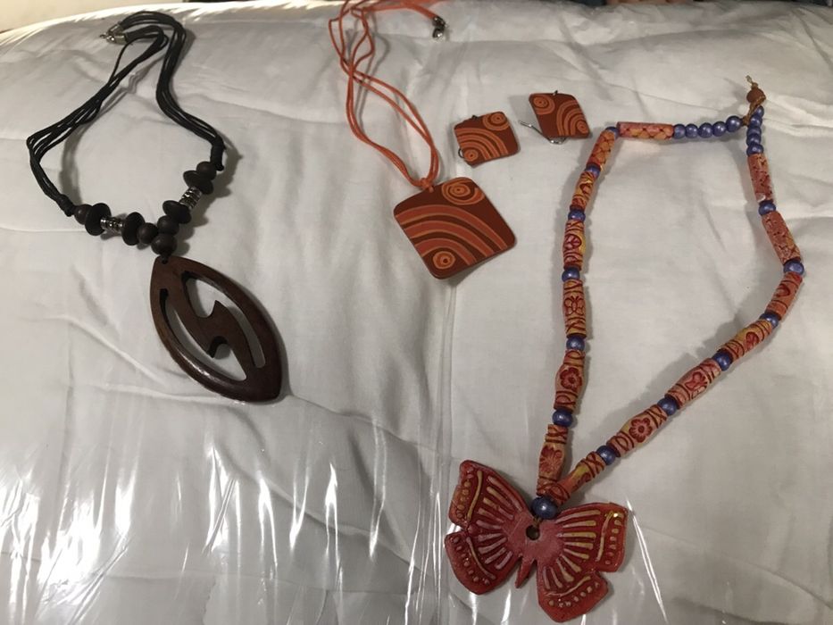 Lote de bijutaria (12 peças - inclui relógio) - preço final para tudo