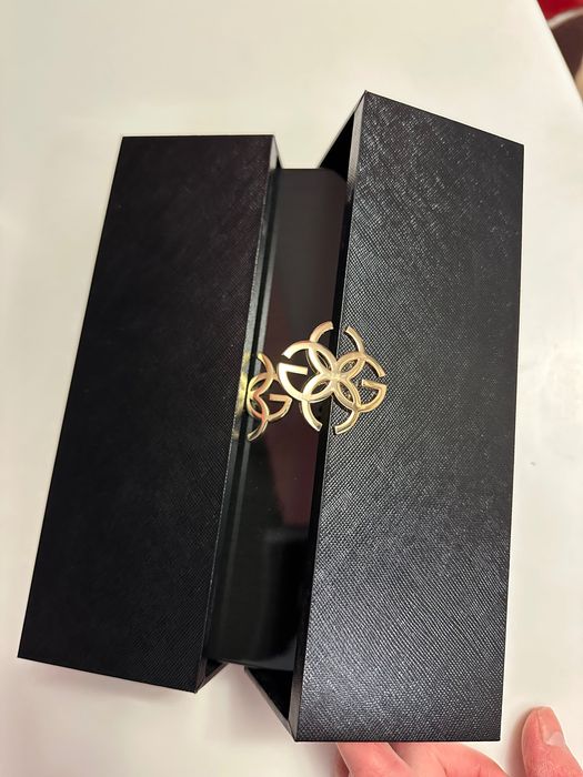 Чохол Golden Concept Sweden на IPhone 13 Pro. Оригінал!