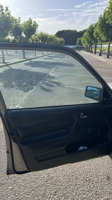 Mercedes 190D 1985 5V