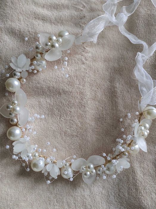 Elegancka opaska / wianek do włosów