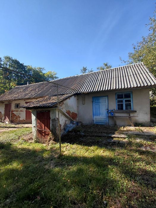 Цегляний будинок с.Старий Тараж 6 км. до м.Почаїв