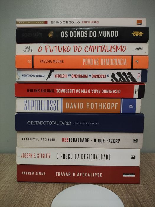 Livros de Política/Economia - Promoção de Natal