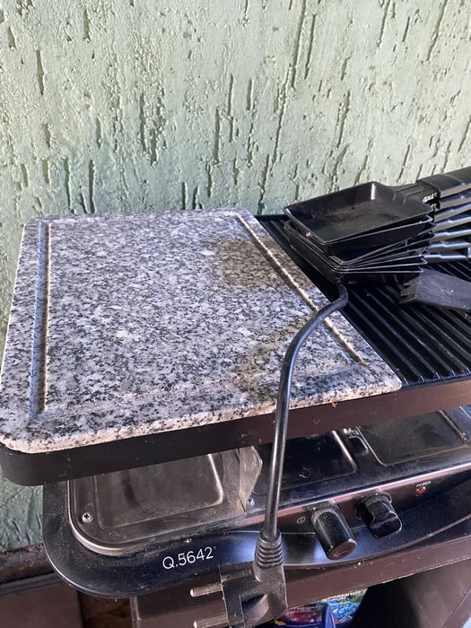 Гриль -раклетниця Qilive 5662