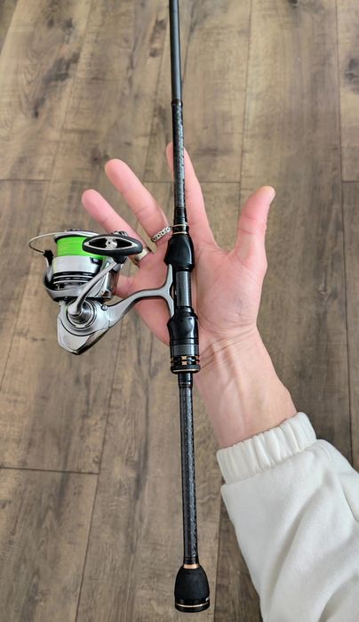 Спінінговий комплект Azura Vesta 2.38м 1-14г + Daiwa  Exceler LT 3000С