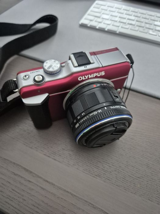 Olympus E PL1 + 14 42mm M Zuiko Micro 4 3 sprawny