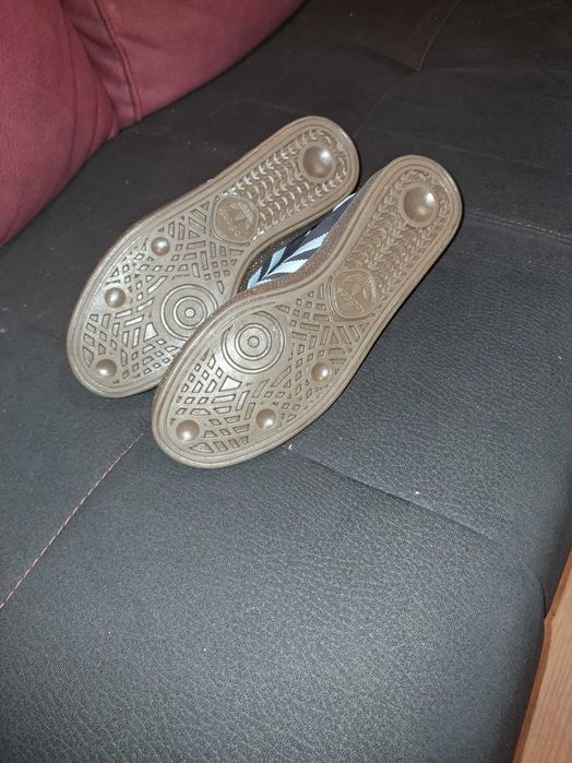 Adidas spezial novas