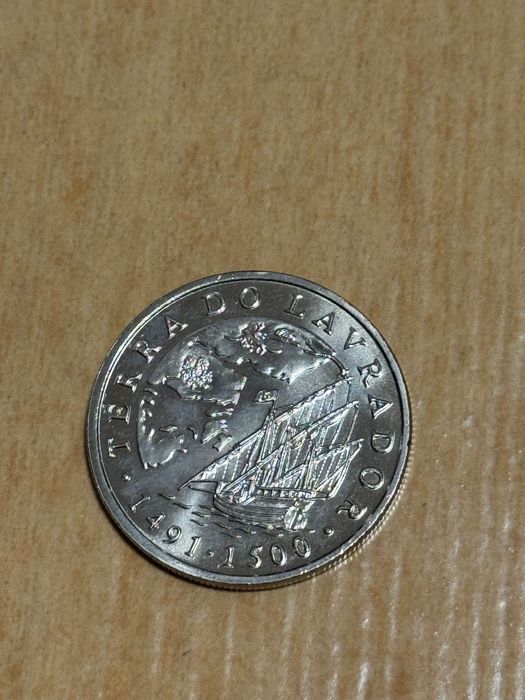 2000 – Moeda de 200$00 – Terra do Lavrador