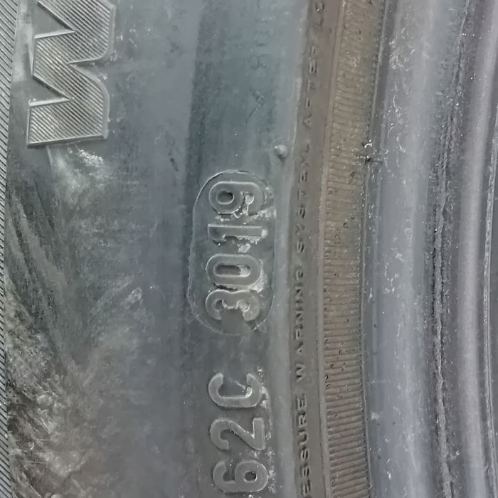 225/45R19 96V Pirelli Winter SottoZero 3 RFT (81480)