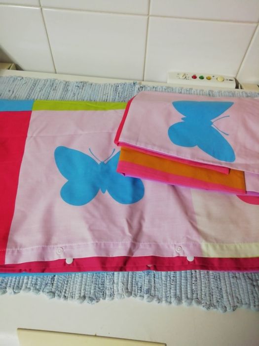 Capa de edredão de casal com duas almofadas