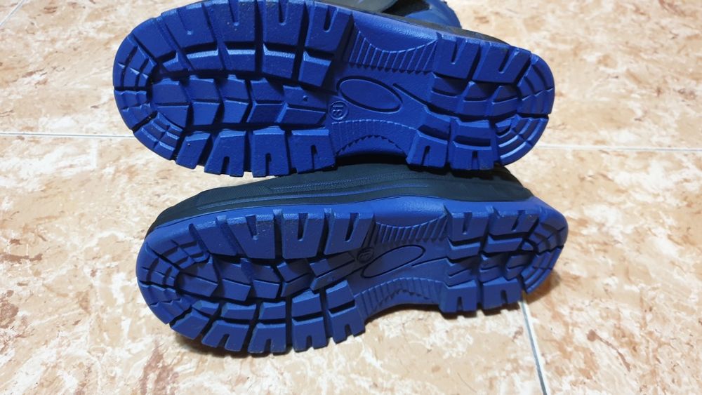 Botas de neve criança tamanho 31