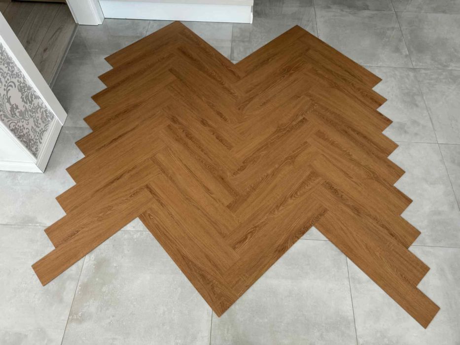 Panele winylowe PVC klejone