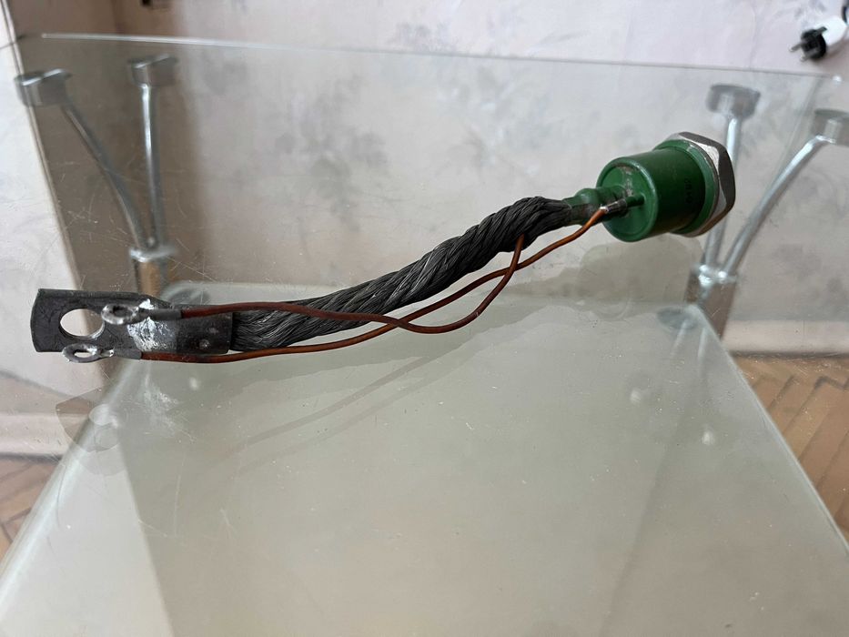 Тиристор симметричный ТС160-8