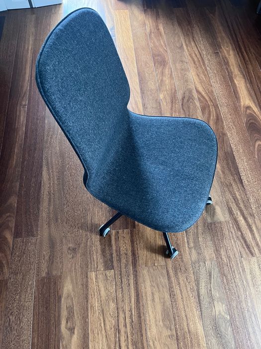 LÅNGFJÄLL Cadeira giratória ikea