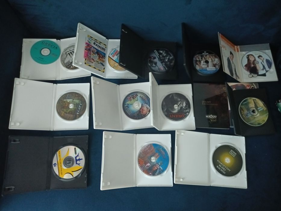 Kolekcja encyklopedii na płytach CD