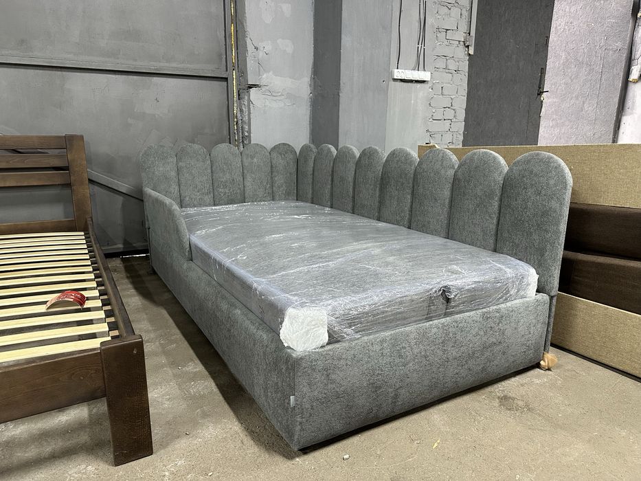 Ліжка з вбудованими матрацами, дешево, двоспальні, з нішою