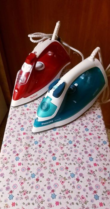 Филипс/Тефаль Праски паровые з гладильной  доскою