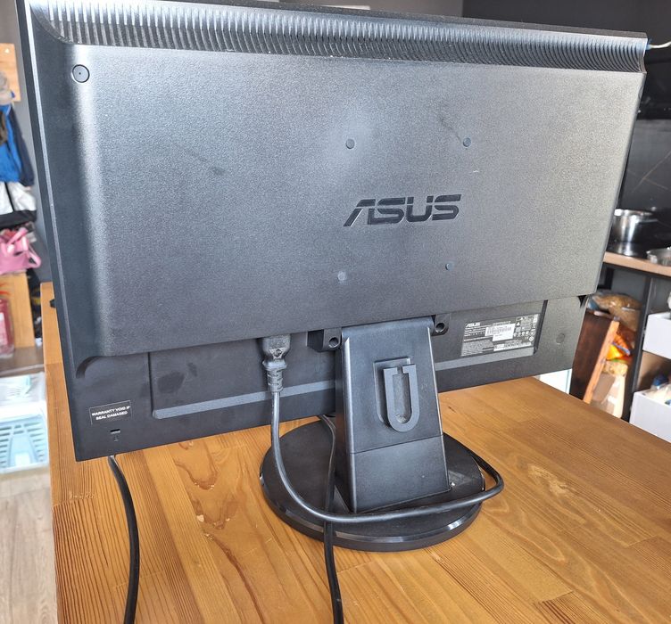 Монитор Asus 22"