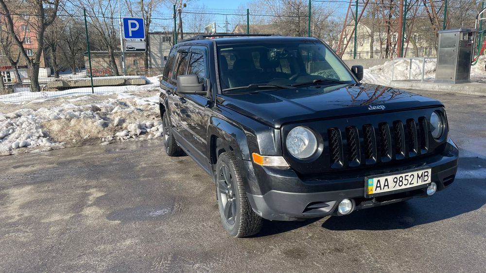 Продам автомобіль jeep patriot 2014 року 4/4