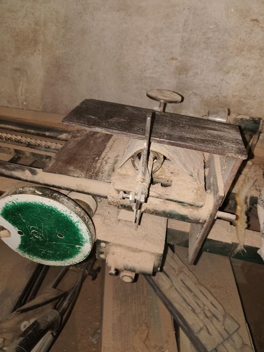 Tokarka do obróbki drewna