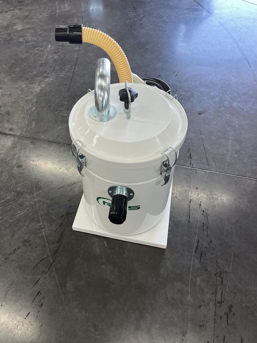 Пилосос для мийки самообслуговування новий