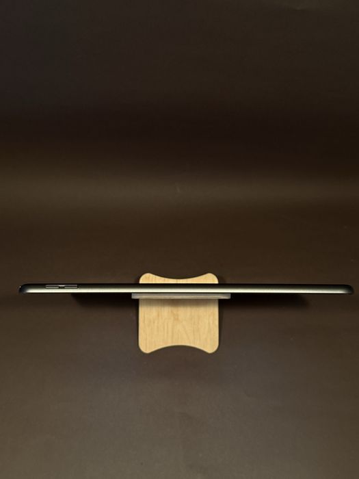 iPad 9 gen  64 gb 2021 рік 10.2 Space Gray з гарантією для малювання. навчання, дитині ідеальний варіант