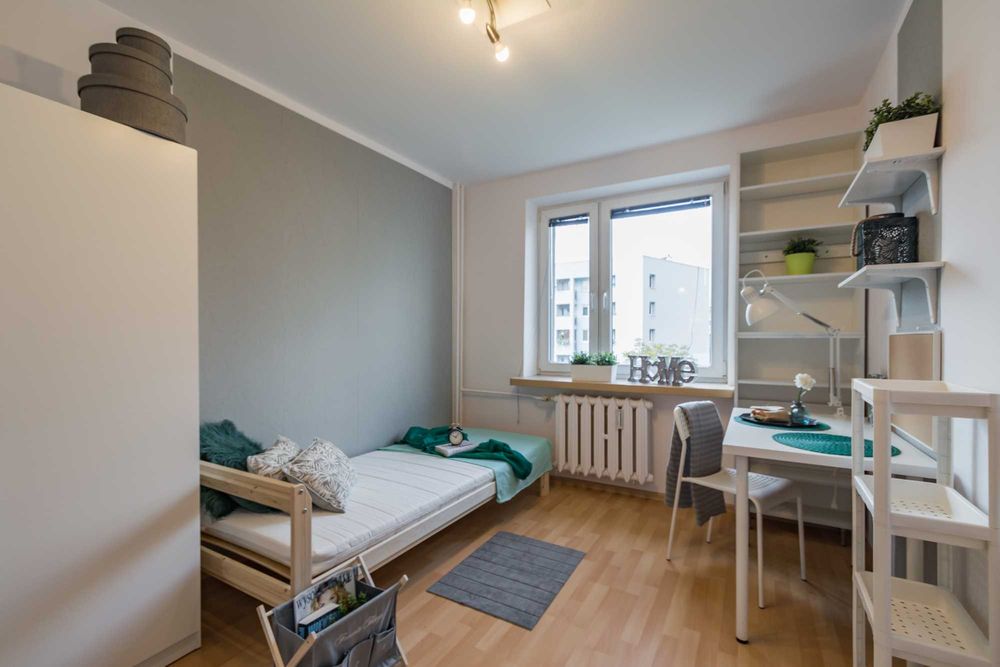Pokoje jednoosobowe - os. Centrum E 6 - Plac Centralny – AKF, PK