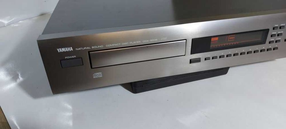 odtwarzacz płyt cd yamaha cdx-550e srebrny