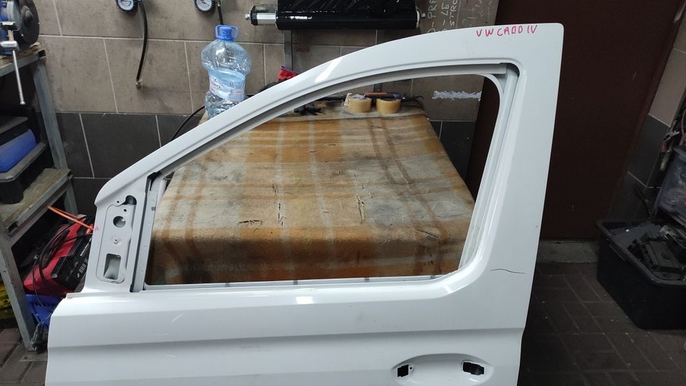 Drzwi lewy przód VW Caddy IV