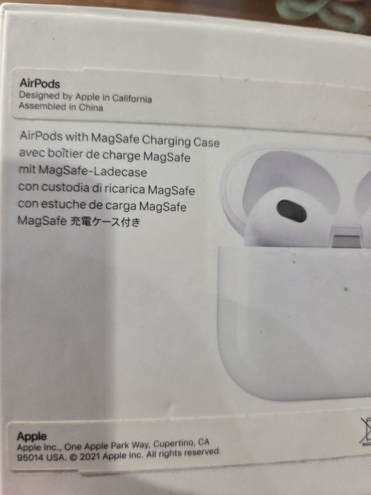 Навушники Apple AirPods 3