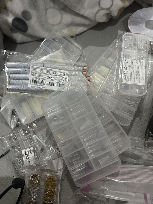Material estético (nail designer)