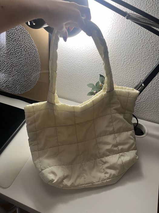 Bolsa/Tote Creme Shein Alcochoada/Almofadada