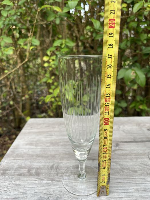 Вінтажні бокали для шампанського