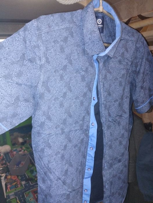 Продам рубашки чоловічі розмір М сорочки