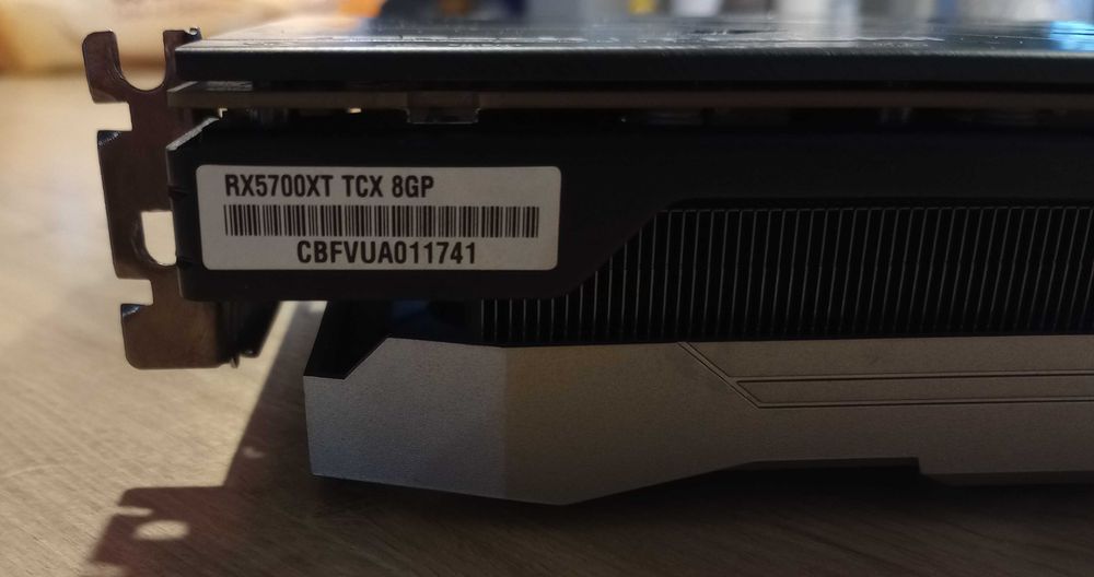 Karta graficzna ASRock RX 5700 XT TAICHI OC+