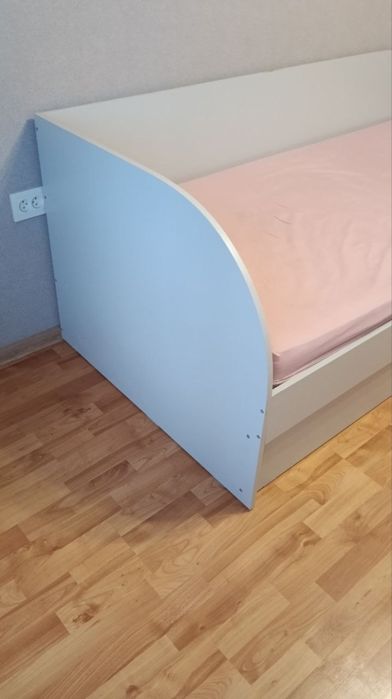 Кровать детская, подростковая с матрацом - 2 шт