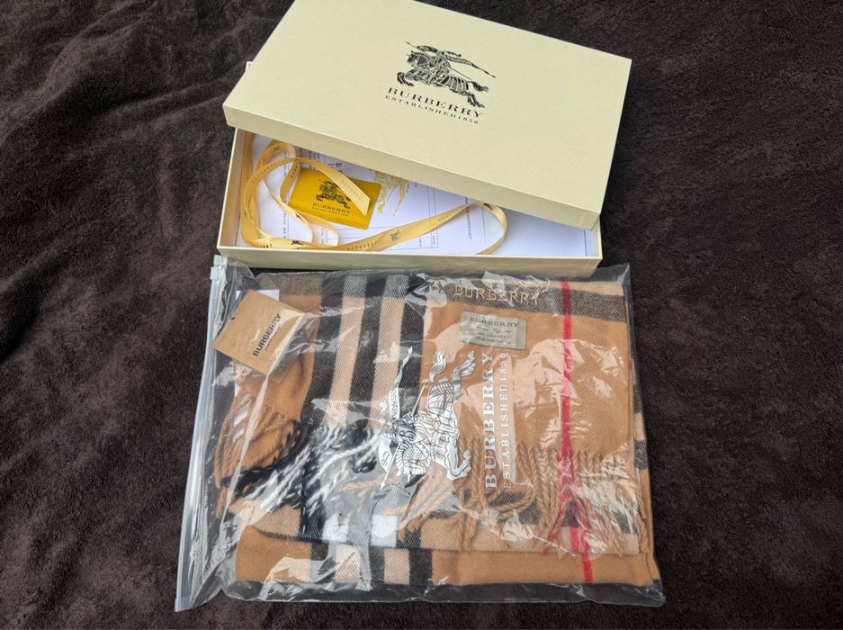 Szalik Nowy nowy na prezent