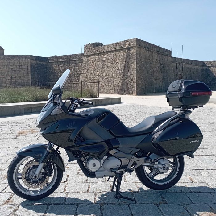 Mota Honda Deauville 700 NR de 2011