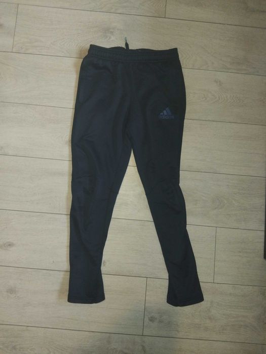 Spodnie dresy Adidas używane