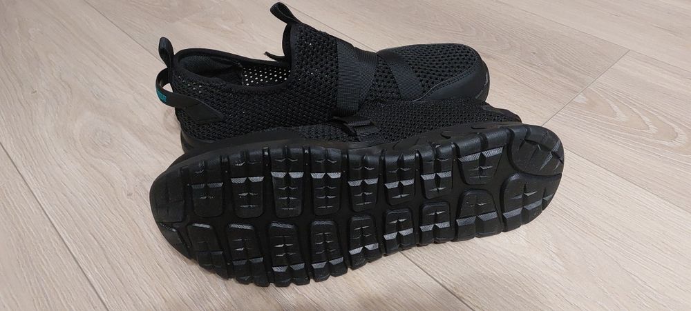 Buty robocze męskie oddychające z noskiem. Wkładka 28cm.