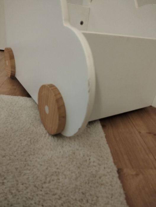 Carrinho de arrumação64586083405314123