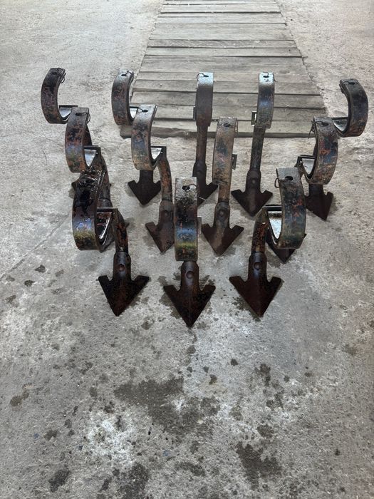 Klutywator, pług 3 skibowy