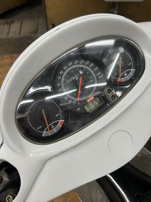 Aprilia sr/yamaha aerox/mbk/Априлия леонардо