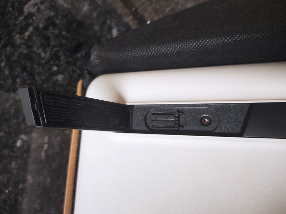 Wacom One Creative Pen Display