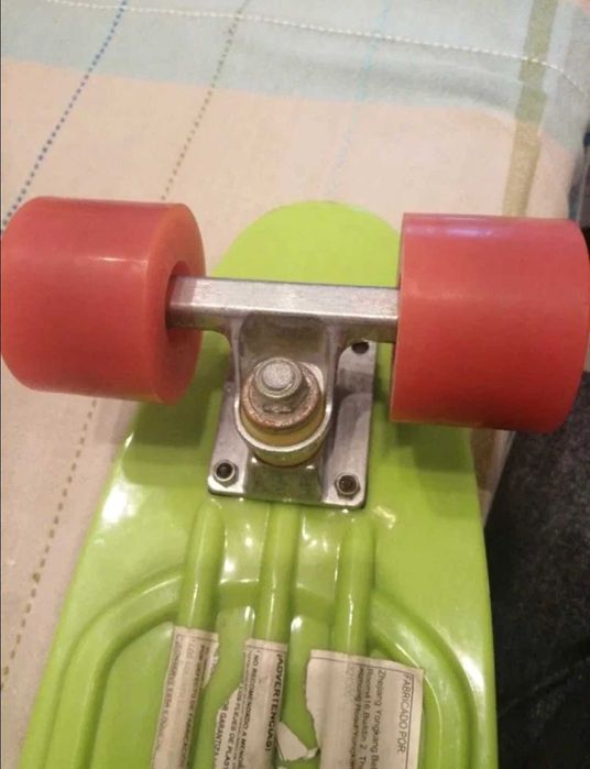 Skate tipo peny novo