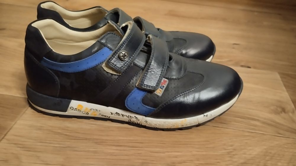 Продам туфлі 36р