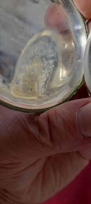 Годинник швейцарскій карманний 19-20 століття серебро.
